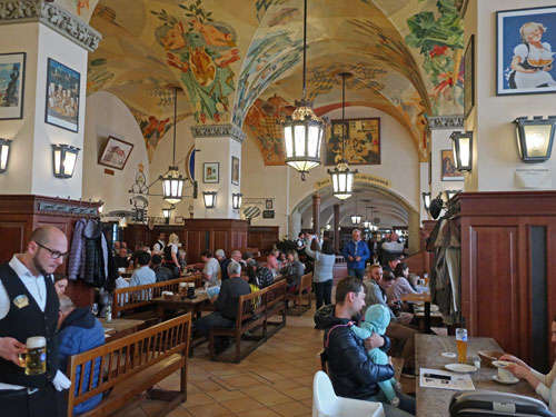 Munich Beer Garden (Hofbrauhaus)
